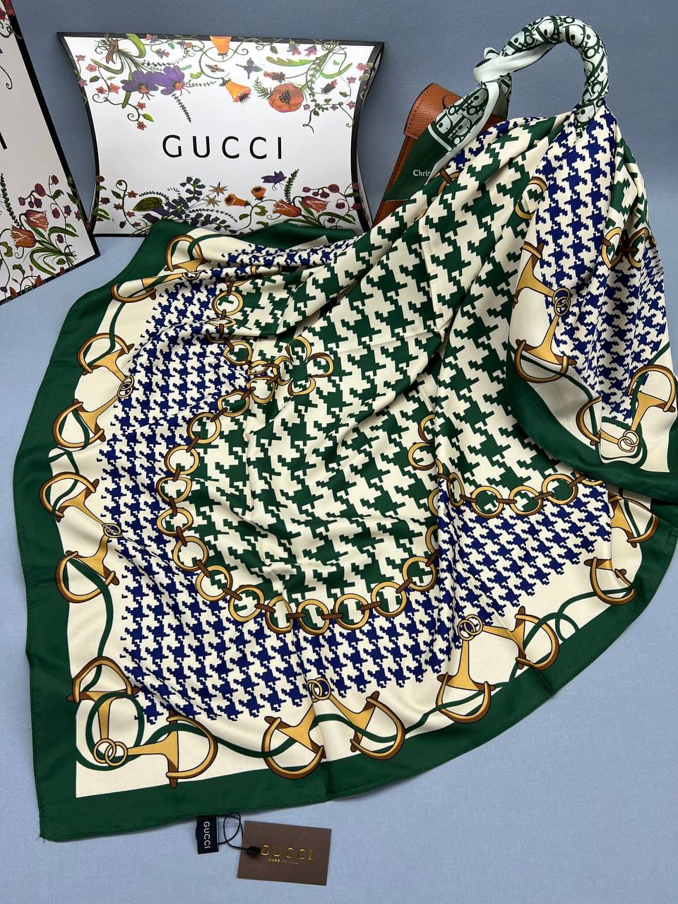 Women's scarf, view five